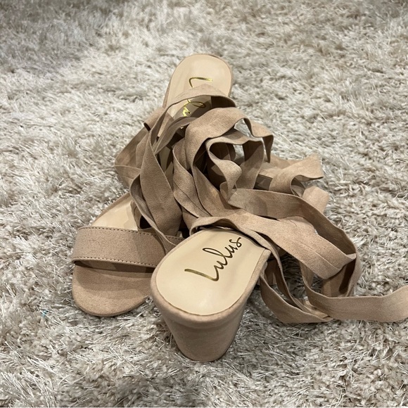 Lace up Heels - Picture 2 of 3